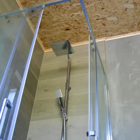 Celtainer Apartment *